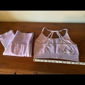 GymShark Seamless Lilac Leggings and Sports Bra